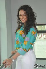 Seerat Kapoor at Run Raja Run Movie Press Meet